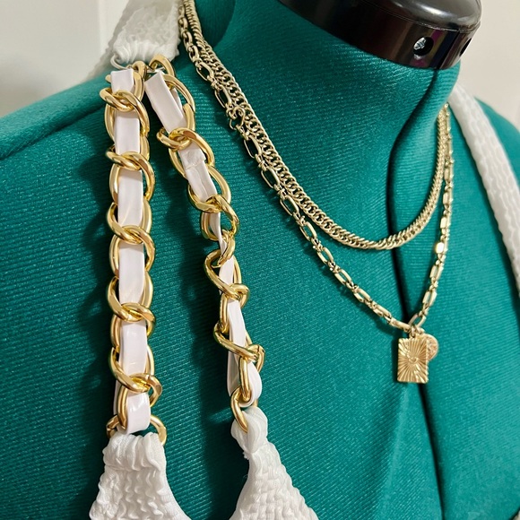 White Textured XL Bikini w/Chain Accents, Coordinated Layered Gold Tone Necklace - Picture 10 of 10
